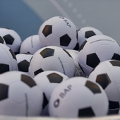 Feel-Photo HOCHWERTIGE PORTRAIT-, BUSINESS- & EVENTFOTOGRAFIE AUS EINER HAND! 002