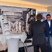 Feel-Photo HOCHWERTIGE PORTRAIT-, BUSINESS- & EVENTFOTOGRAFIE AUS EINER HAND! 004