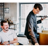 Feel-Photo HOCHWERTIGE PORTRAIT-, BUSINESS- & EVENTFOTOGRAFIE AUS EINER HAND! 030