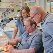 Feel-Photo HOCHWERTIGE PORTRAIT-, BUSINESS- & EVENTFOTOGRAFIE AUS EINER HAND! 005