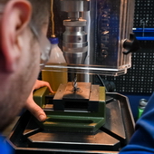 Feel-Photo HOCHWERTIGE PORTRAIT-, BUSINESS- & EVENTFOTOGRAFIE AUS EINER HAND! 090