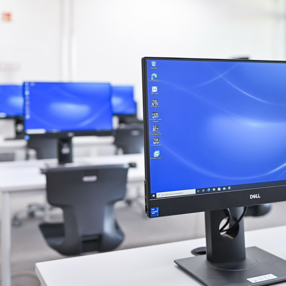 Feel-Photo HOCHWERTIGE PORTRAIT-, BUSINESS- & EVENTFOTOGRAFIE AUS EINER HAND! 006