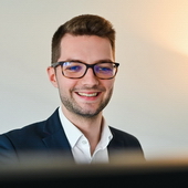 Feel-Photo HOCHWERTIGE PORTRAIT-, BUSINESS- & EVENTFOTOGRAFIE AUS EINER HAND! 037