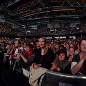 Feel-Photo HOCHWERTIGE PORTRAIT-, BUSINESS- & EVENTFOTOGRAFIE AUS EINER HAND! 035