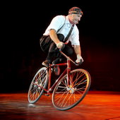 Feel-Photo HOCHWERTIGE PORTRAIT-, BUSINESS- & EVENTFOTOGRAFIE AUS EINER HAND! 044